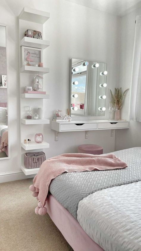 clean girl deco