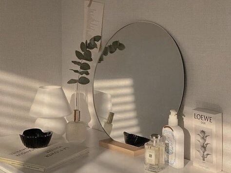clean girl deco