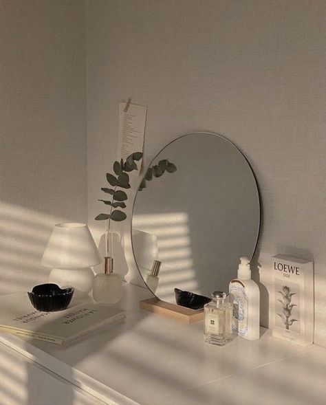 clean girl deco