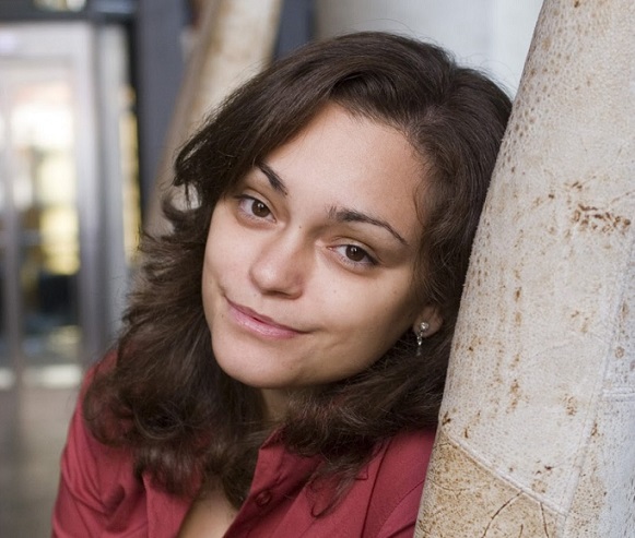 Laura Gallego