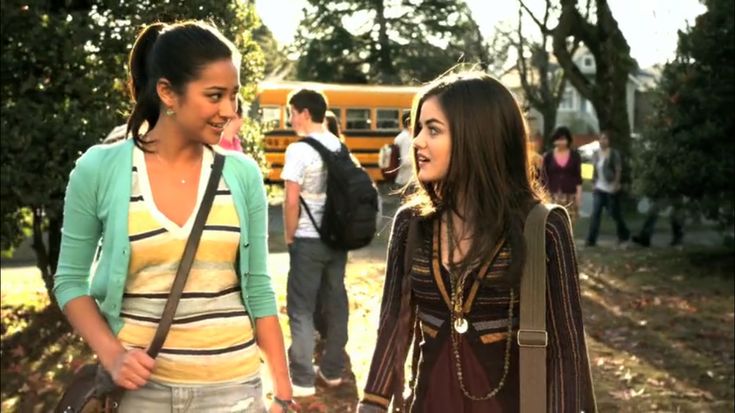 Emily y Aria
