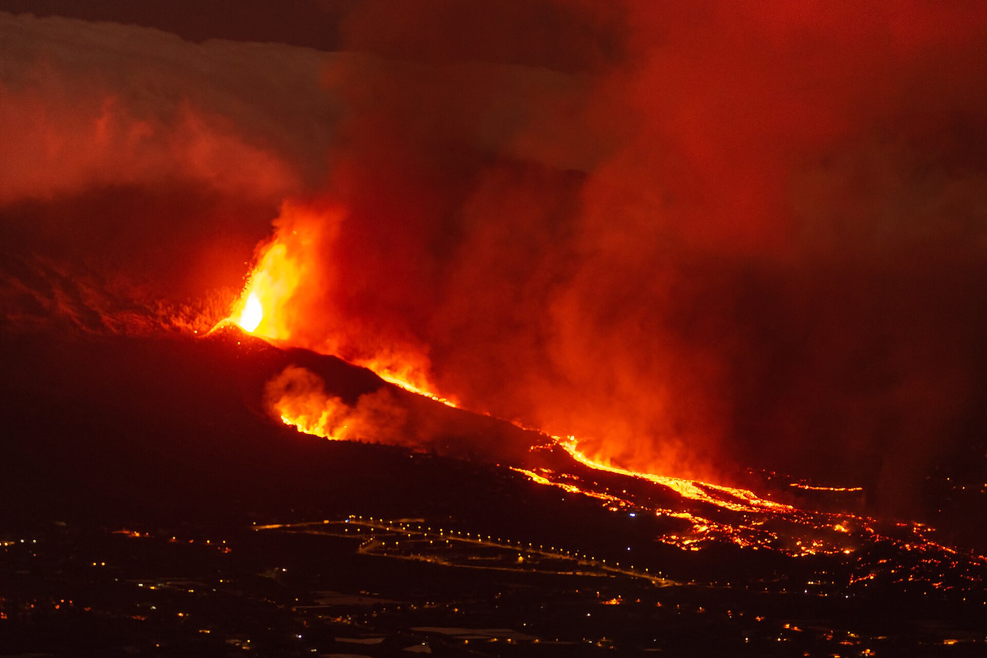 Imagen de la erupción del volcán de La Palma en el año 2021.