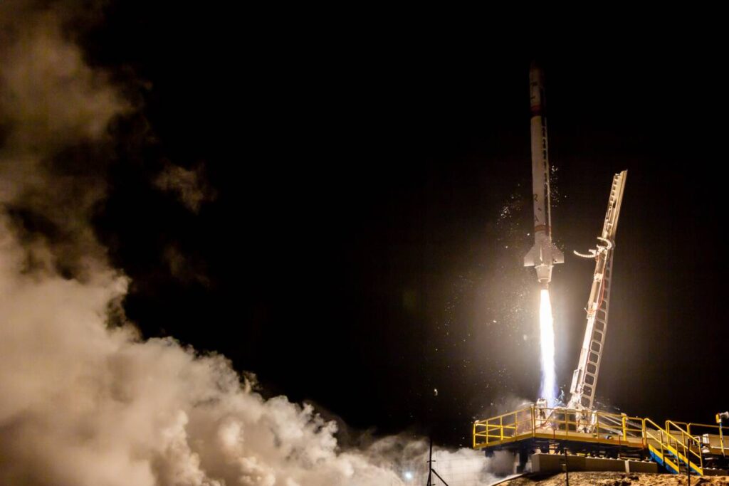 El cohete Miura 1 en el lanzamiento al espacio