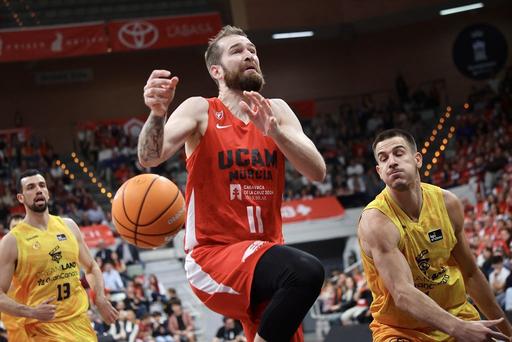 El partido entre el UCAM Murcia y el Dreamland Gran Canaria, en imágenes / Juan Carlos Caval