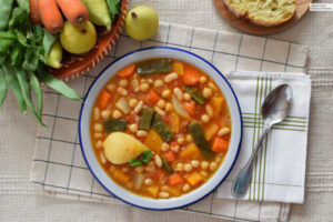 Plato de olla gitana. Liliana Fuchs.