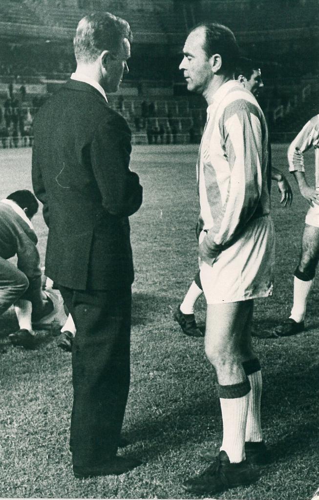 Kubala y Di Stefano en un partido de la Copa del Generalísimo