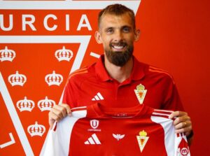 El central balcánico no está teniendo minutos en Murcia y esta jornada tiene una oportunidad de oro para ganar confianza.