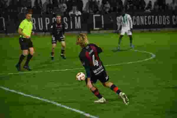 https://elperiodicodeyecla.com/yeclano-empate-antequera-descuento/