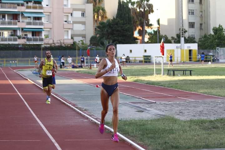 Portada de atletismo