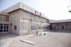 Fachada de colegio en reformas