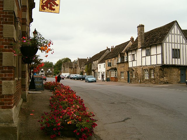 Lacock Village (Wiltshire) 2
