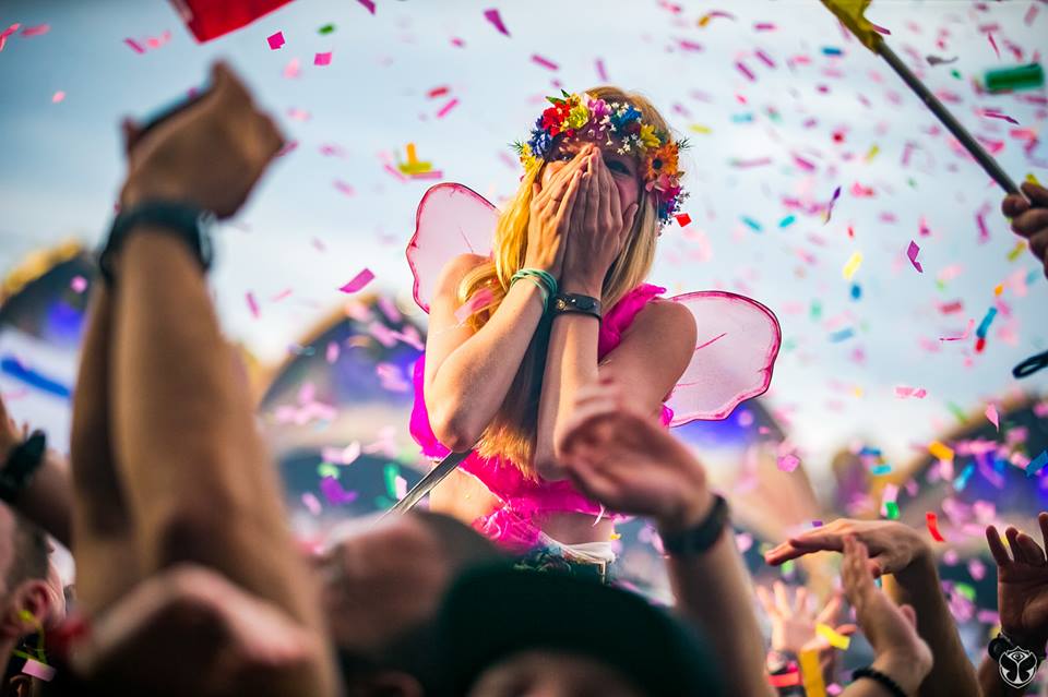 Tomorrowland-gente