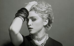Madonna posando para revista
