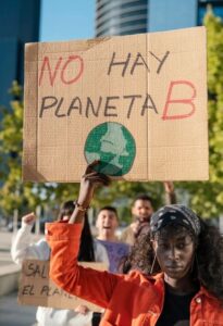 PANCARTA NO HAY PLANETA B