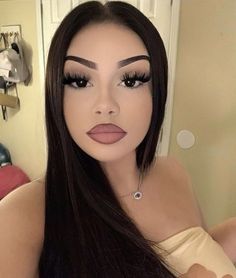 latina makeup
