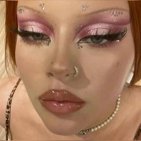 artistic makeup