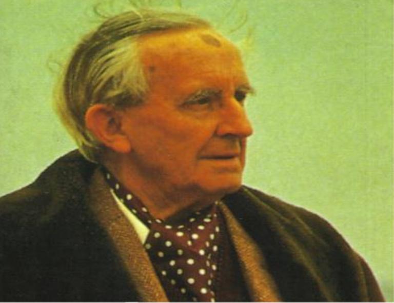 Tolkien titulo
