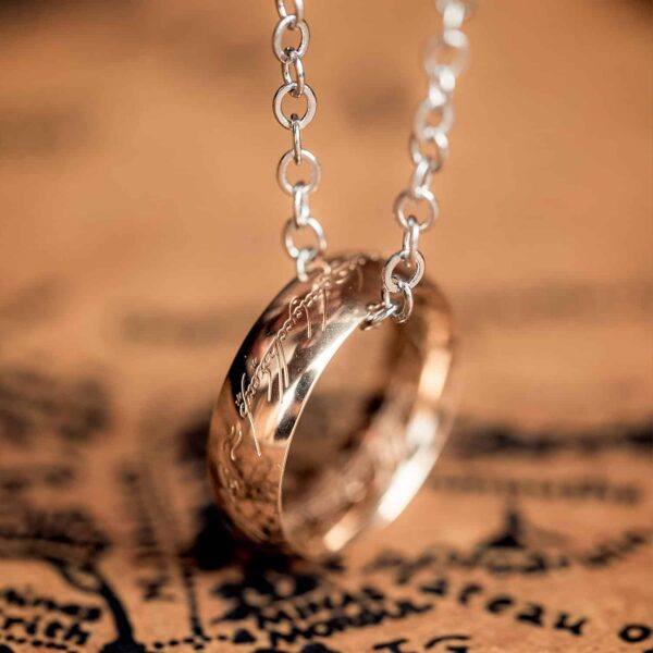 Anillo de Sauron