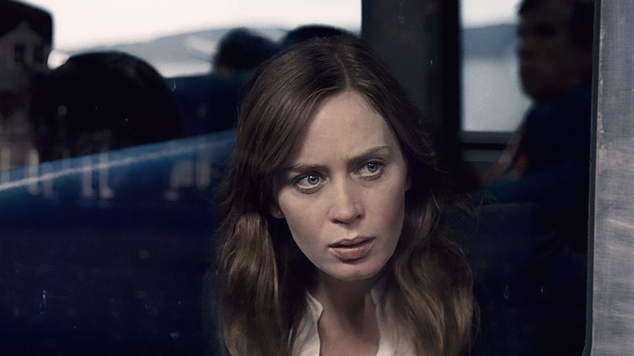 Emily-Blunt-en-La-chica-del-tren