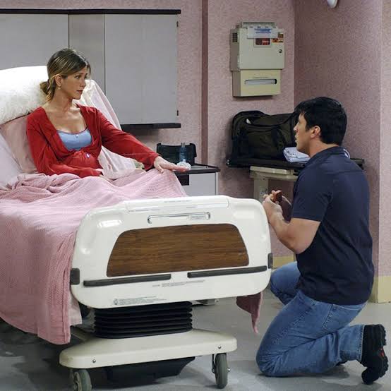 joey se propone a rachel