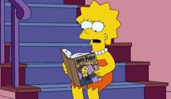 Lisa leyendo un libro