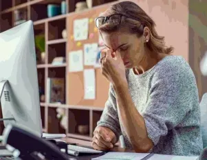 carga mental desborda a las mujeres